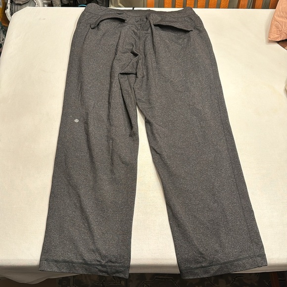 26. Lululemon Heather Black Sweatpants - Picture 4 of 7